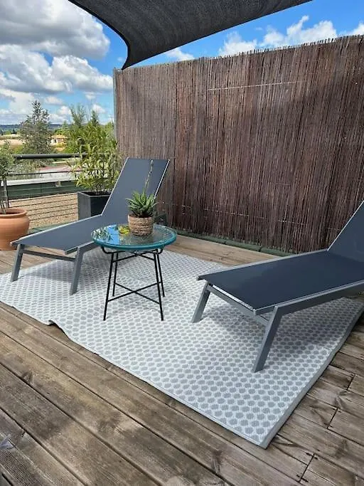 Studio Nuitee En Provence 2 Éguilles 아파트호텔