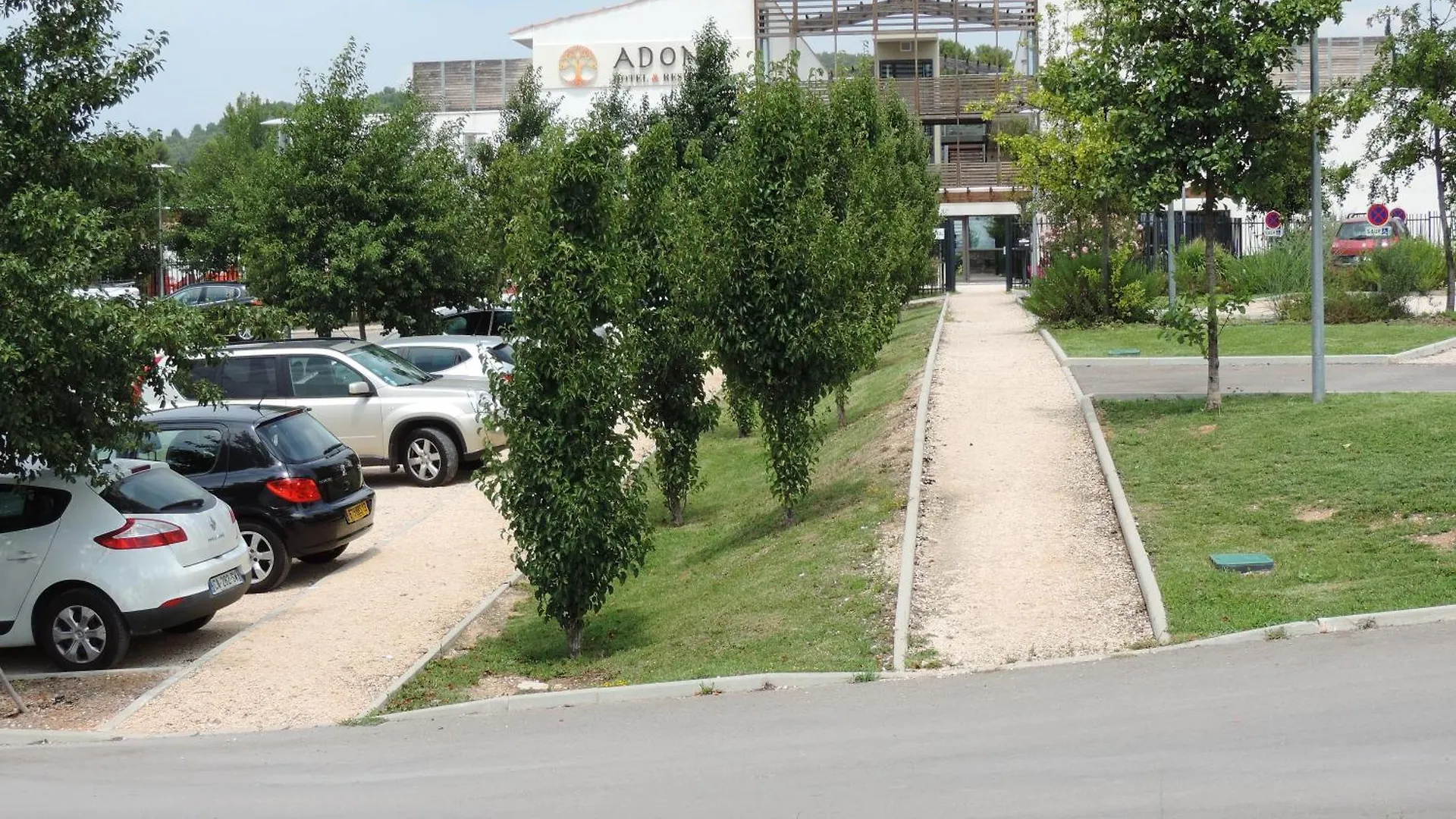 Aparthotel Studio Nuitee En Provence 2 Eguilles France