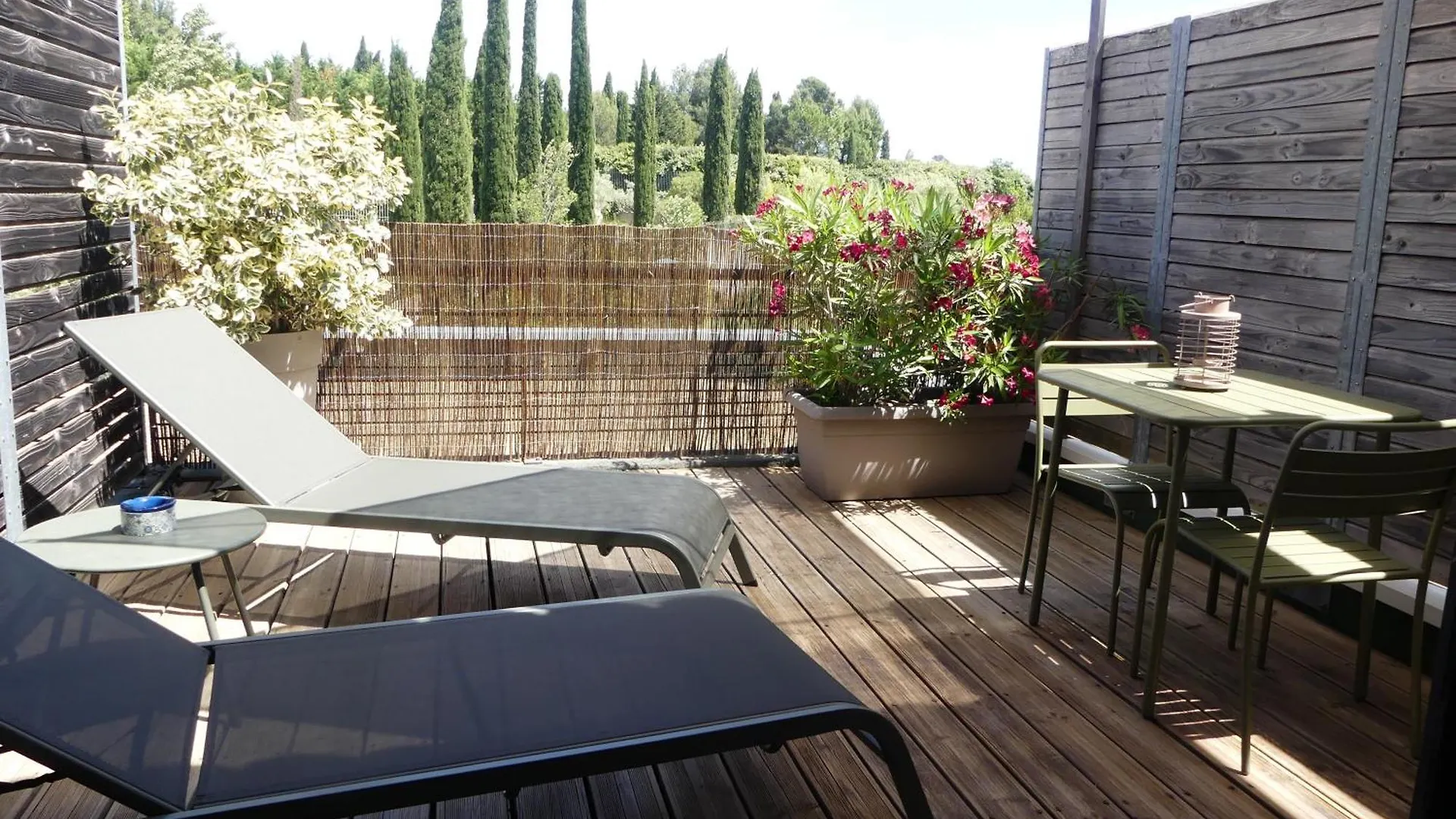 아파트호텔 Studio Nuitee En Provence 2 Éguilles